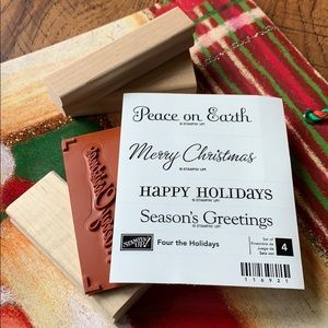 🌲UNUSED Set of 4 Holiday Stamps 🎁